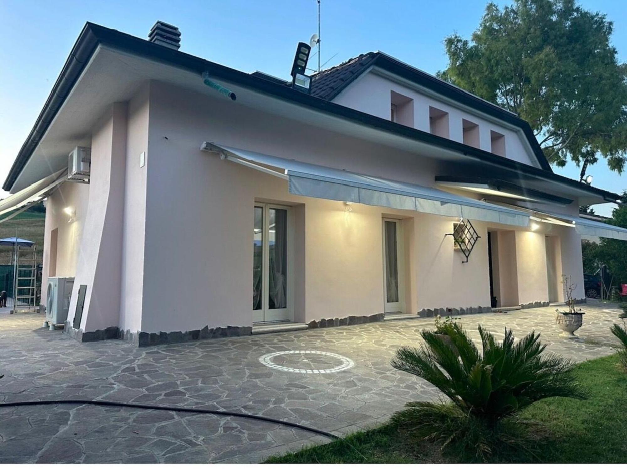 Villa Ninfea Lux Tavullia, Jacuzzi, Garden, Wifi, Ac 外观 照片