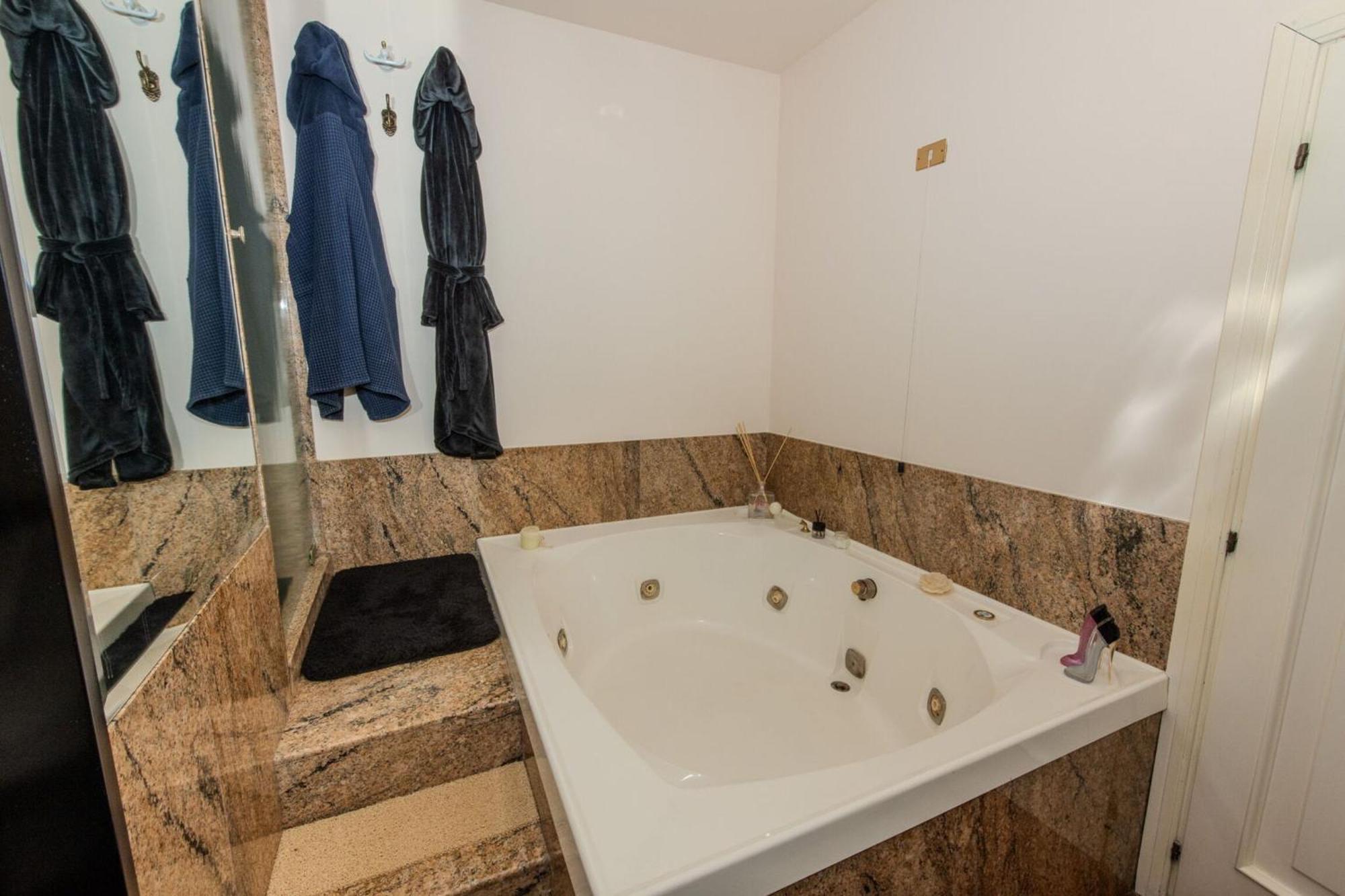 Villa Ninfea Lux Tavullia, Jacuzzi, Garden, Wifi, Ac 外观 照片